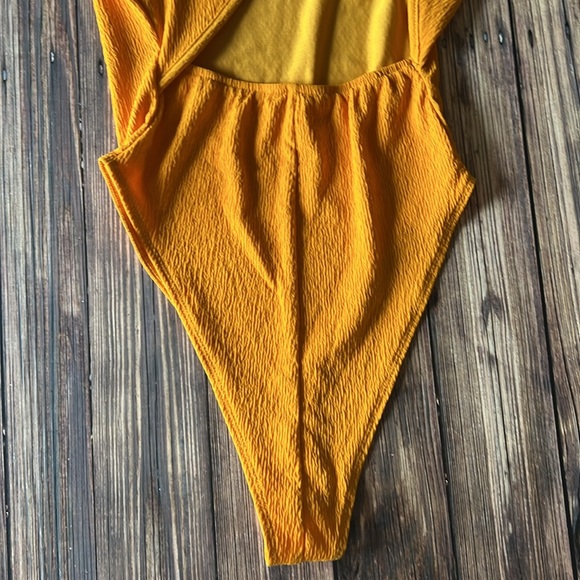 NWT Wild Fable Orange Bodysuit S - Picture 6 of 6